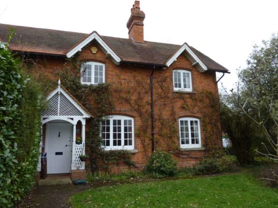 4&nbsp;Bedroom&nbsp;Semi-Detac...